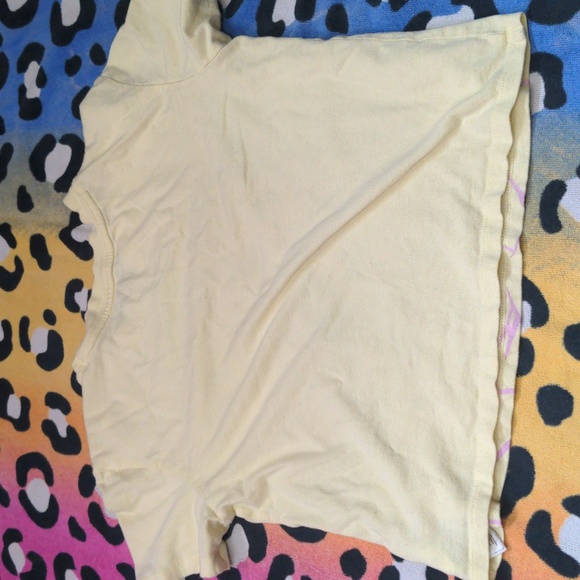 5/20 Disney Chip n Dale Crop Top - Picture 6 of 7